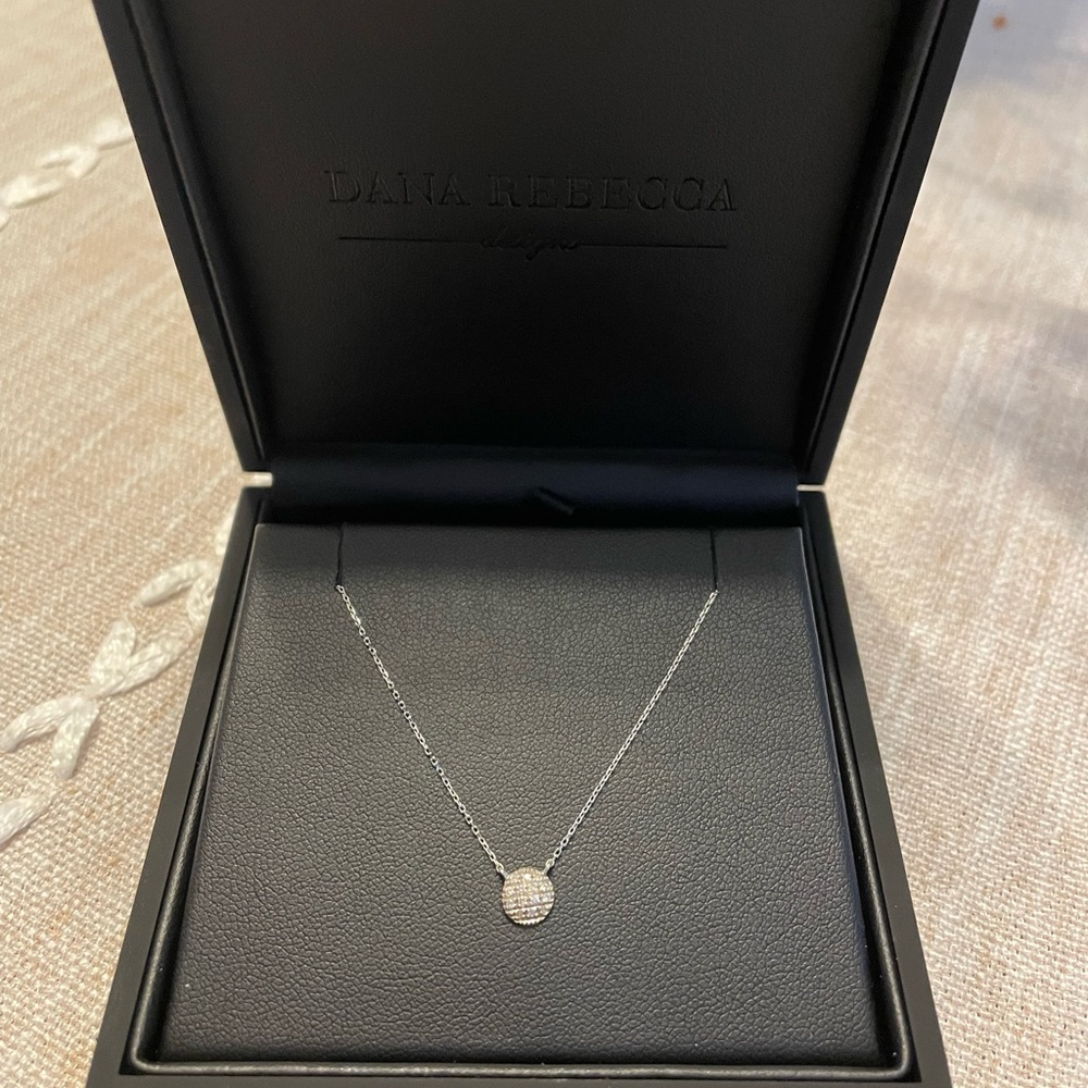 Lauren Mini Disc Silver (white gold) 16” Dana Rebecca